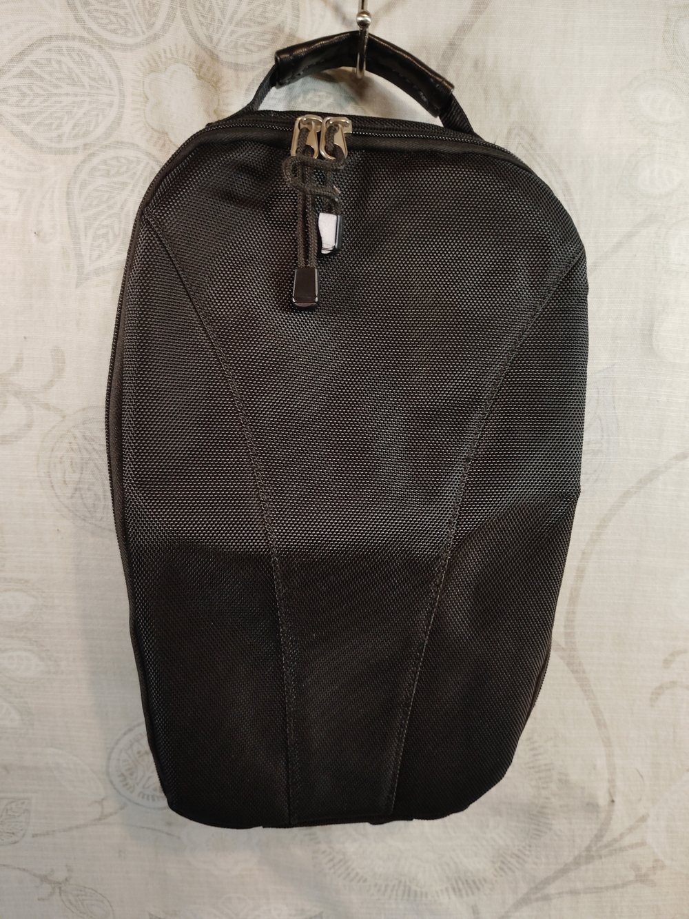 Men's Black Travel Shoe Bag - Compact Everyday Carry